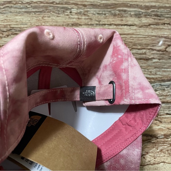 The North Face Hat - Picture 6 of 6